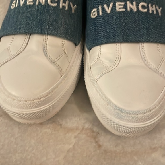 Givenchy 4G Motif Slip On Sneakers - Picture 10 of 12